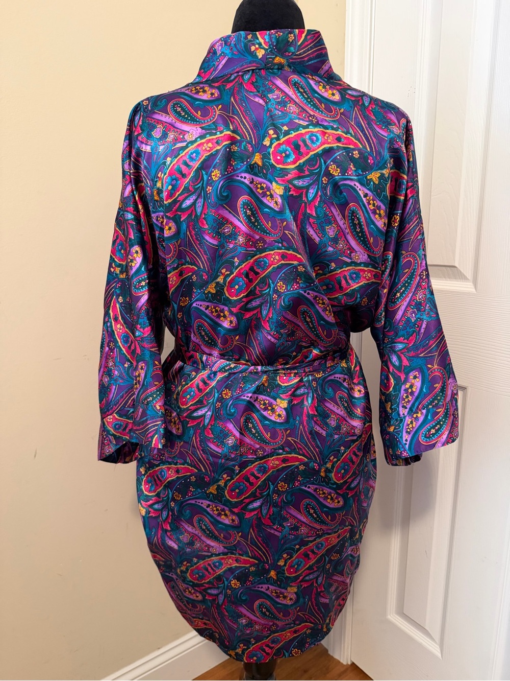 Adonna Vintage Satin Paisley Kimono Robe Size M - Picture 2 of 8